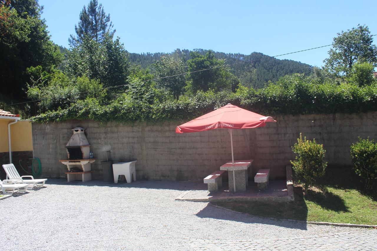 Villa Casinha Dos Cubos Gerês Exterior foto